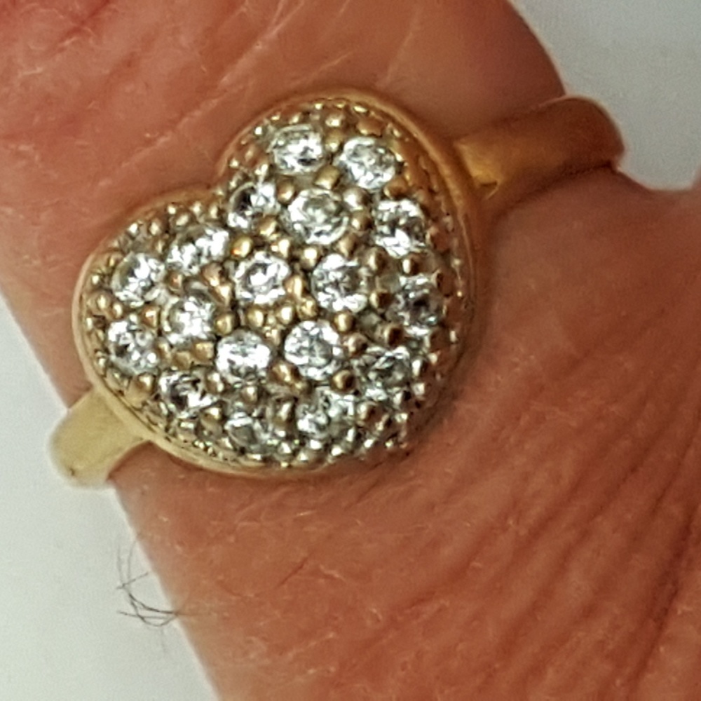 Vintage estate 10k gold cubic zirconia ring